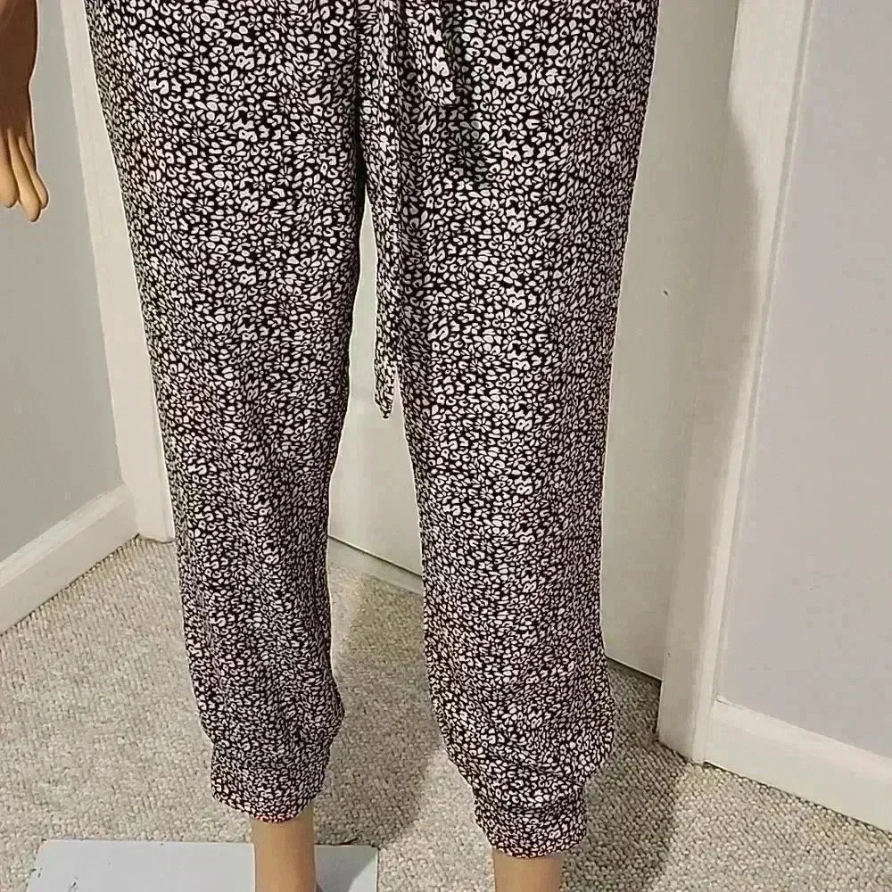 Pants - Picture 3 of 8